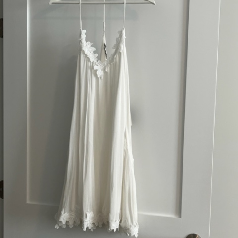 NWT Lush x Lulus White Halter Floral Dress